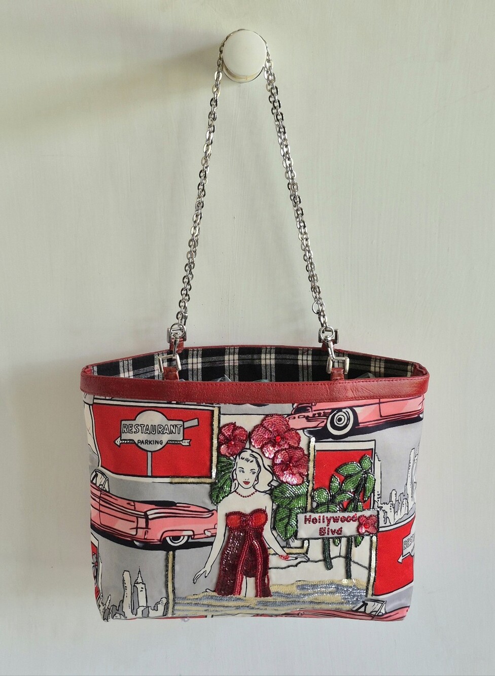 Isabella Fiore "I Love Hollywood" Multicolor Medium Shoulder with Chain Strap